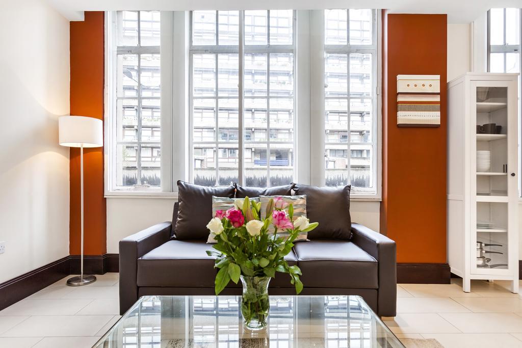 Club Living - Barbican Apartments London Eksteriør billede