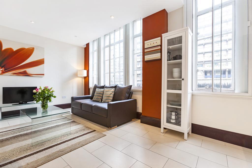 Club Living - Barbican Apartments London Eksteriør billede