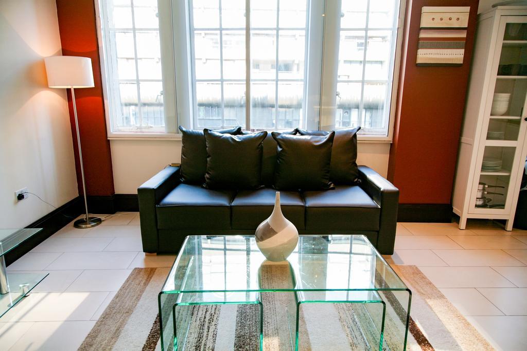 Club Living - Barbican Apartments London Værelse billede